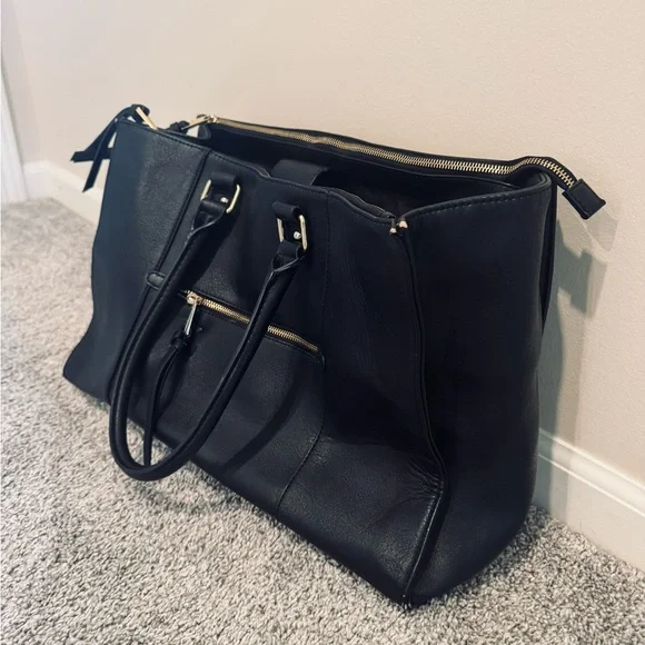 Black Leather Tote Bag - Picture 2 of 12